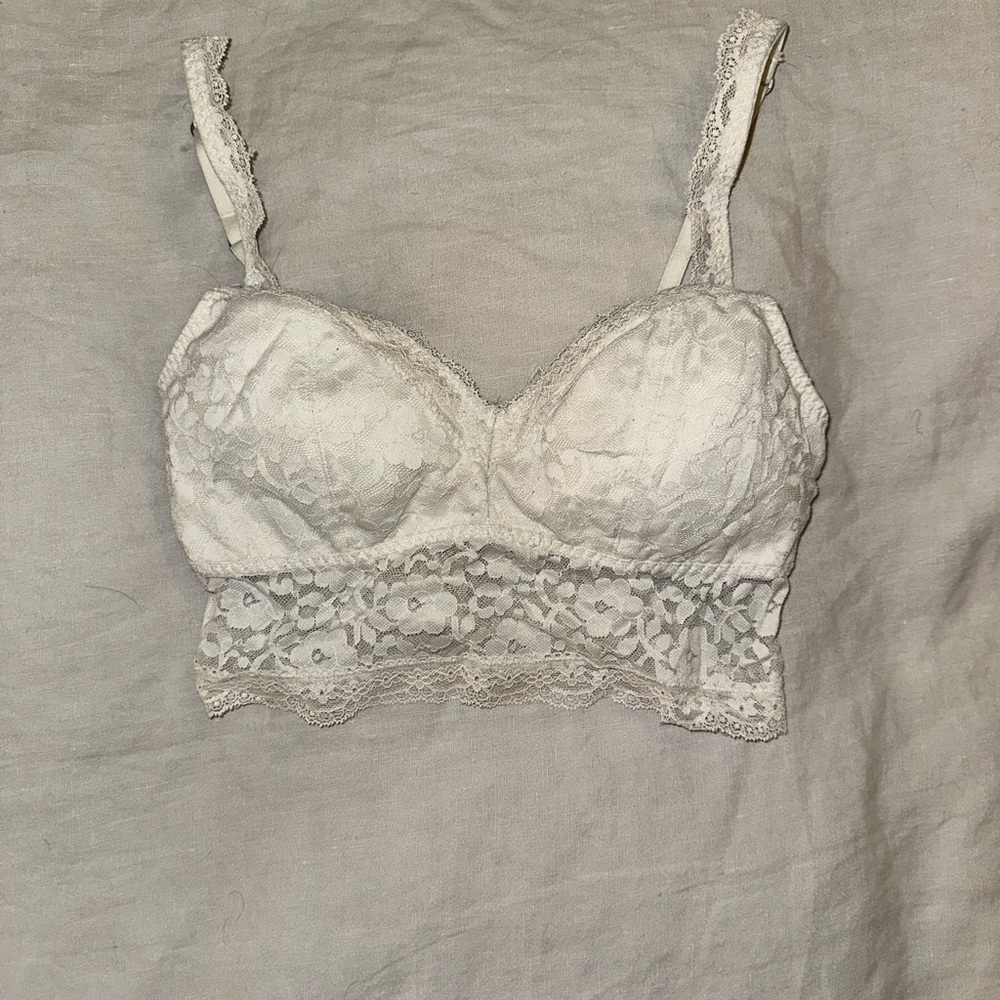 Gilly Hicks Lace Bralette in Cream - Picture 2 of 4